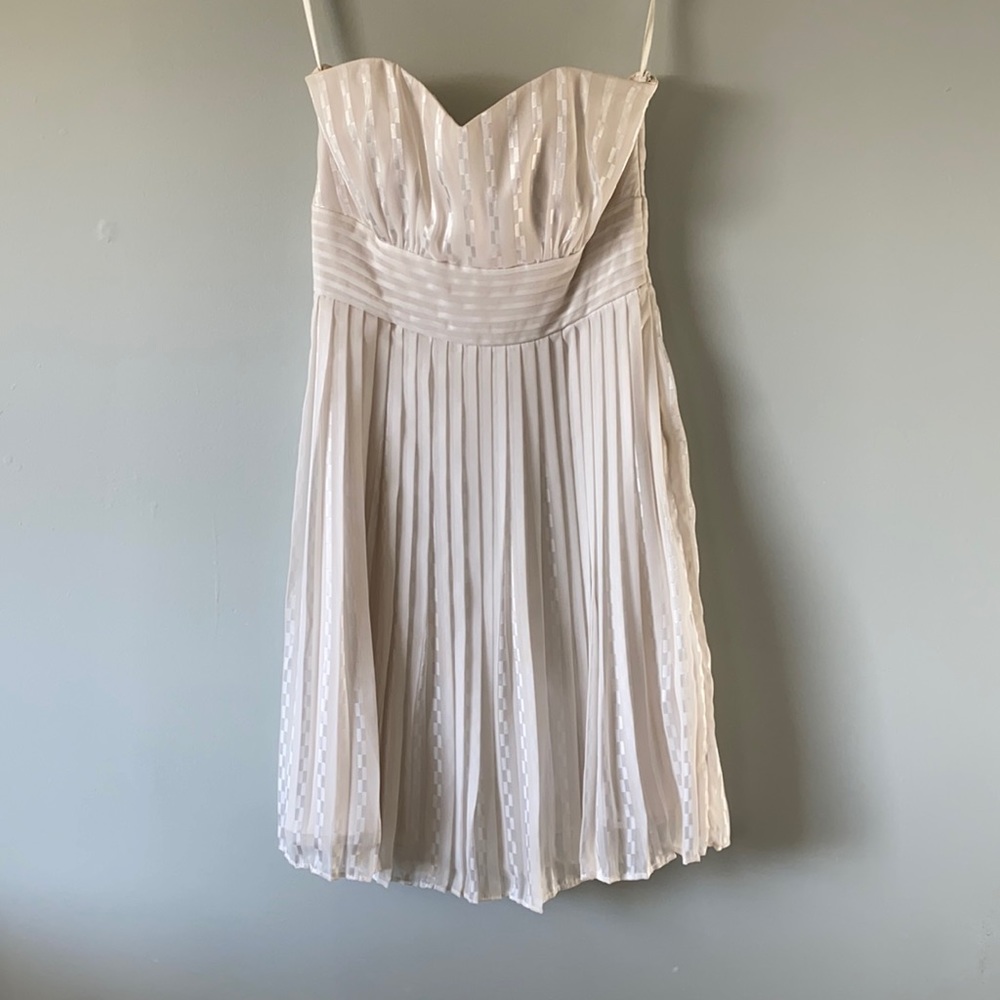 Gorgeous Ivory dress